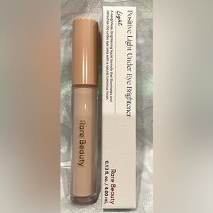 Rare Beauty Under Eye Brightener - Light Peach Beige